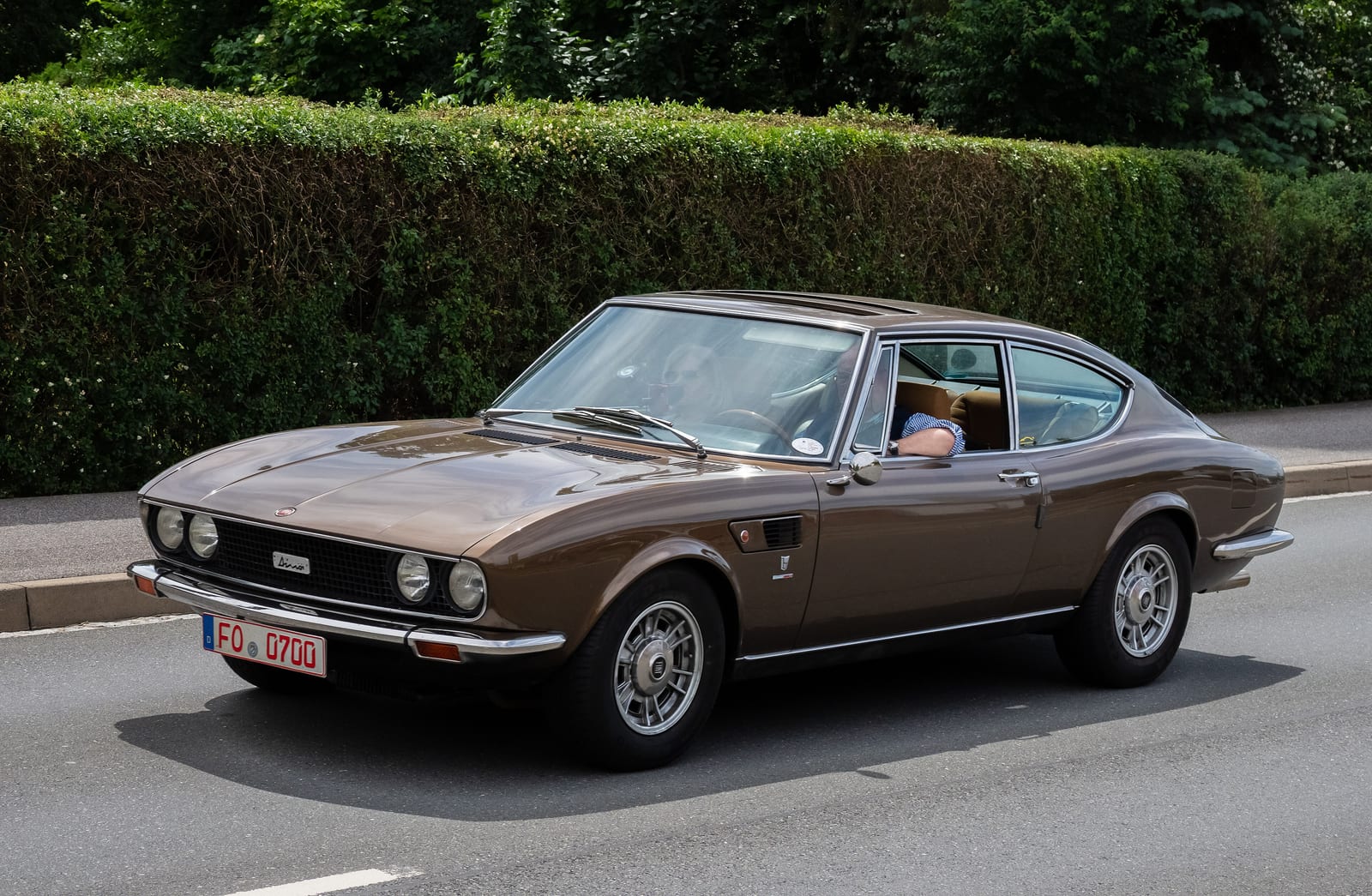 Κόκκινο Fiat Dino Coupé της Bertone, του 1968