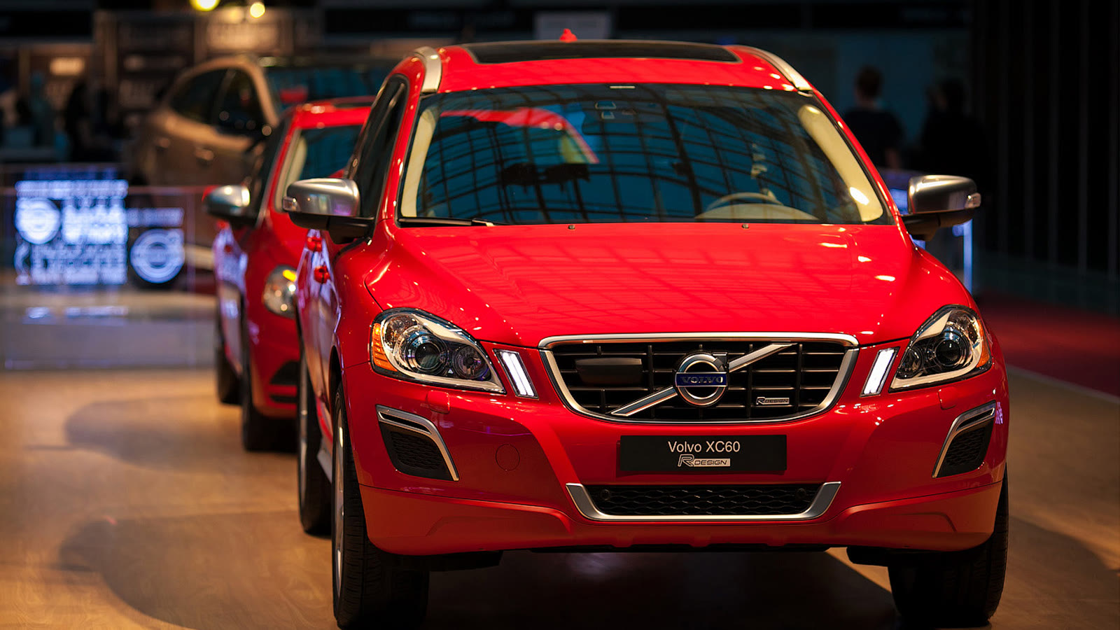 Volvo XC60. Η φωτογραφία δεν δείχνει ελληνικό τιμοκατάλογο.