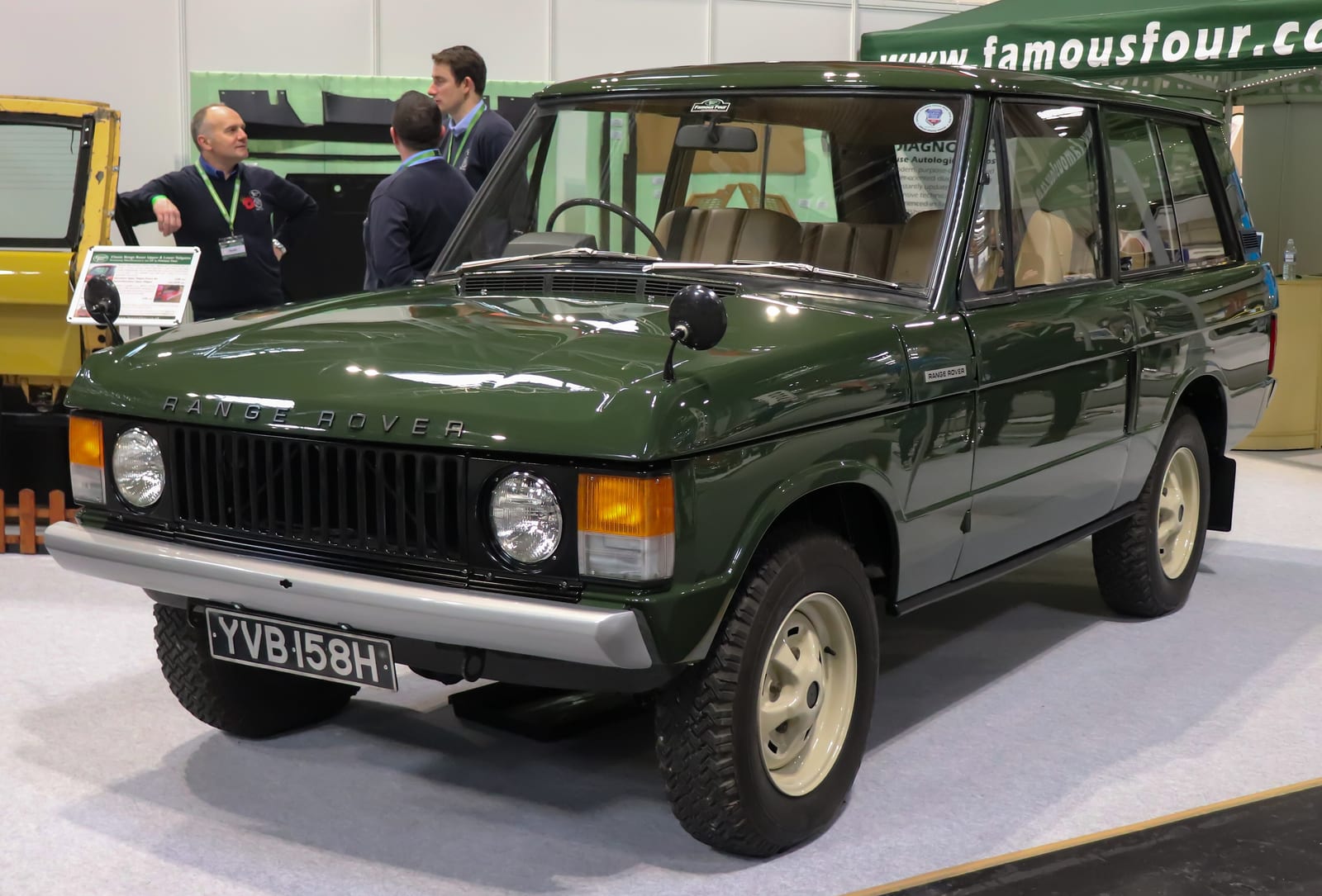 Πράσινο Range Rover Classic τρίθυρο, πρώτης σειράς
